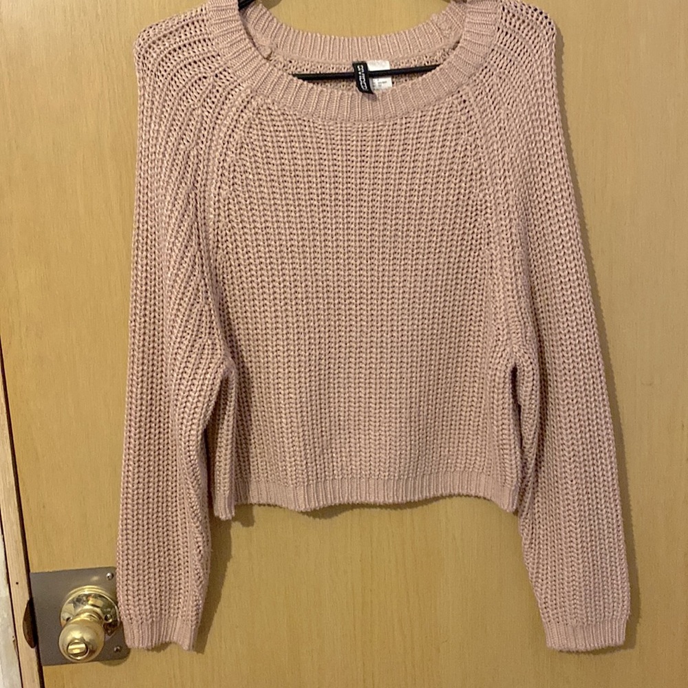 Cute pink knitted sweater/shirt